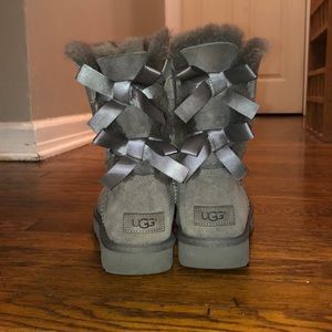 Grey Ugg boots NEVER WORN